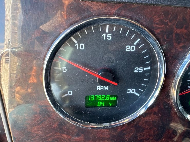 2018-kenworth-t370-image-38