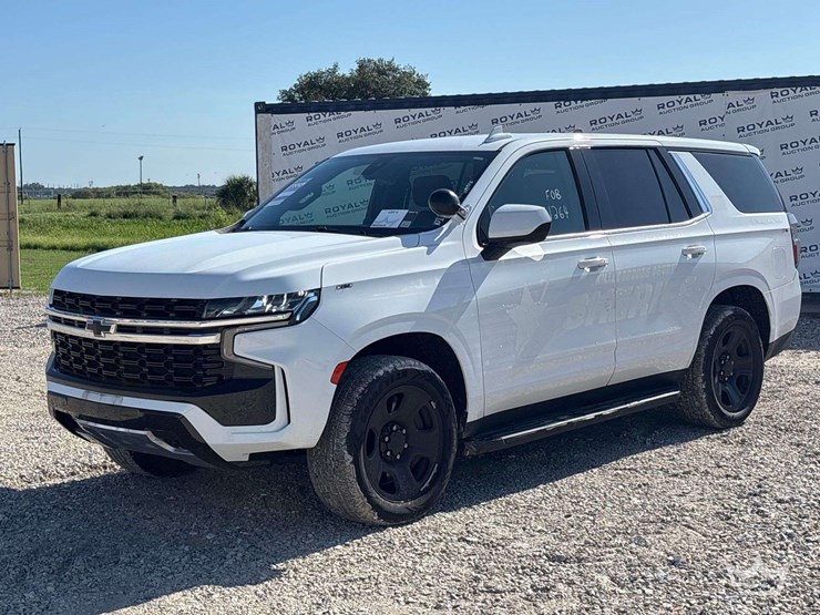 2022-chevrolet-tahoe-image-1