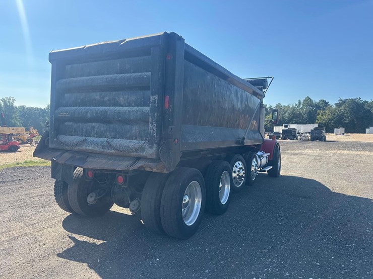 2004-kenworth-w900-image-8