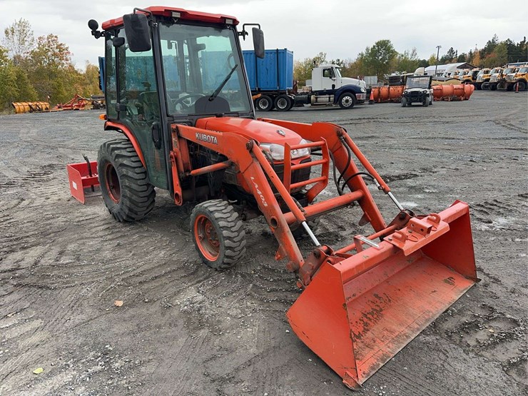 2013-kubota-b3000-image-3