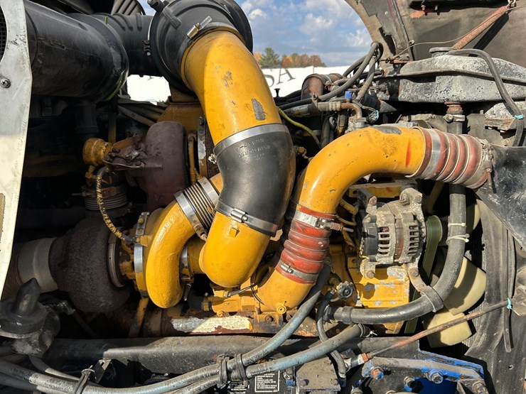 2006-caterpillar-c15-image-41