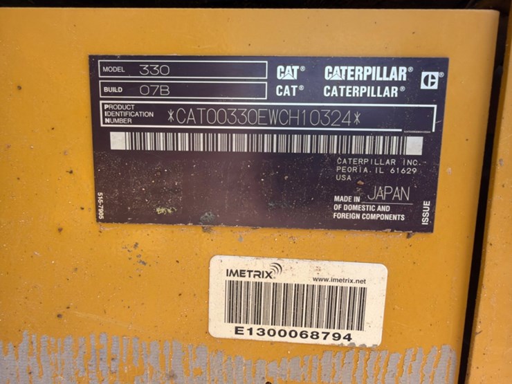 2020-caterpillar-330-image-12