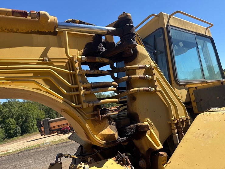 2000-caterpillar-613c-image-22