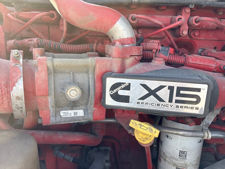 2018-kenworth-t680-image-45