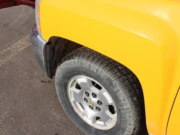 2012-chevrolet-silverado-1500-image-8