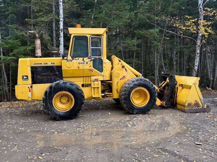 1974-john-deere-644-image-1