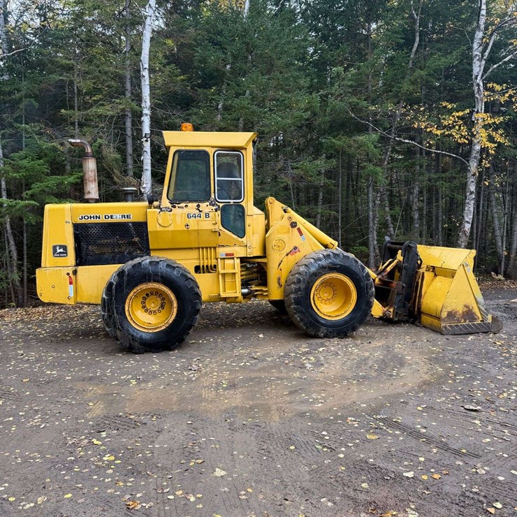 1974 JOHN DEERE 644