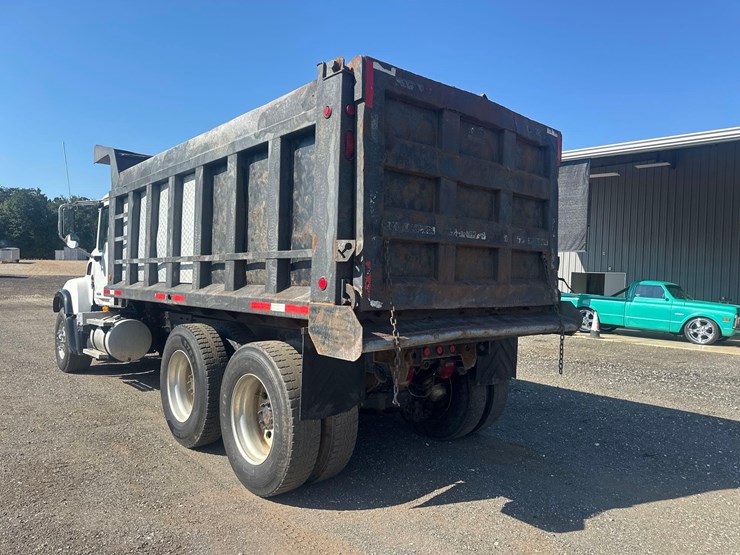 2003-mack-granite-cv713-image-6