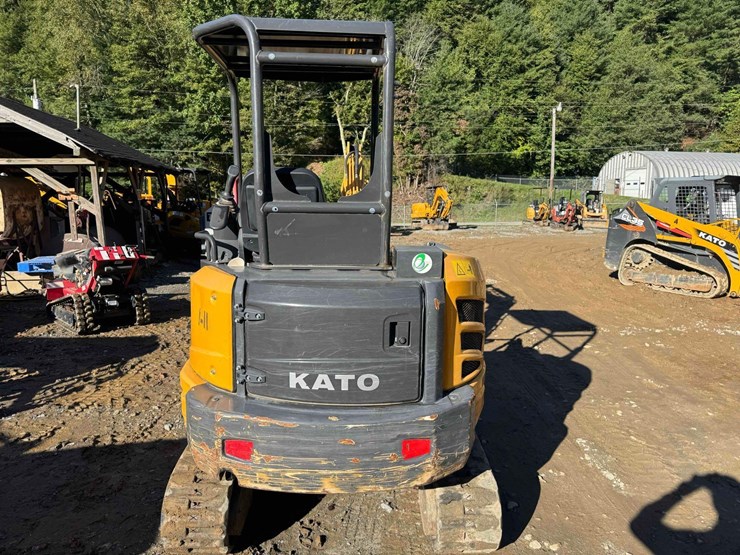 2021-kato-hd35-n4-image-4
