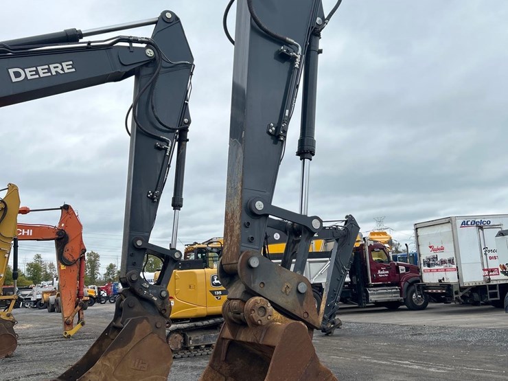 2024-john-deere-350-image-65
