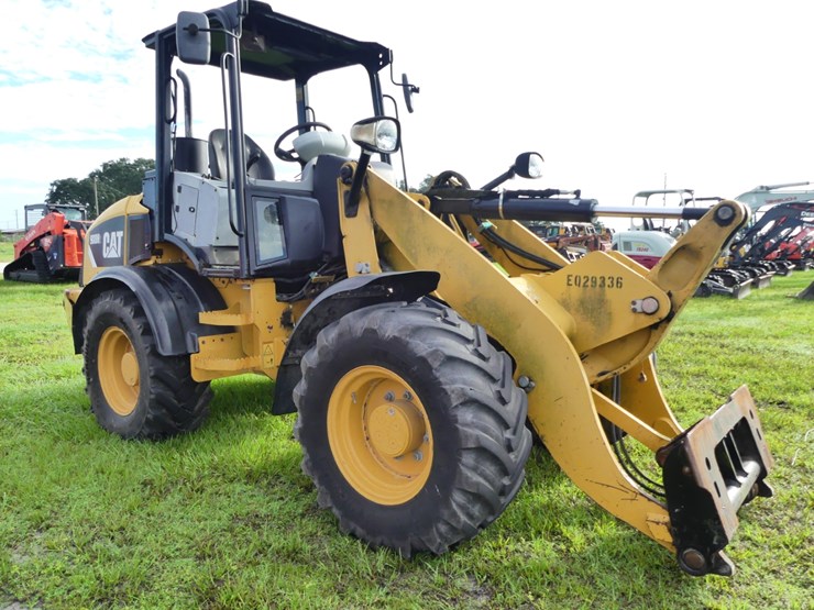 caterpillar-908h2-image-2