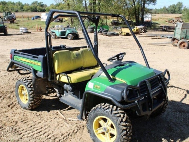 john-deere-gator-image-19