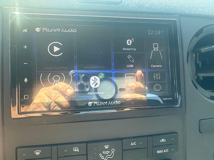 2022-ford-f750-image-47