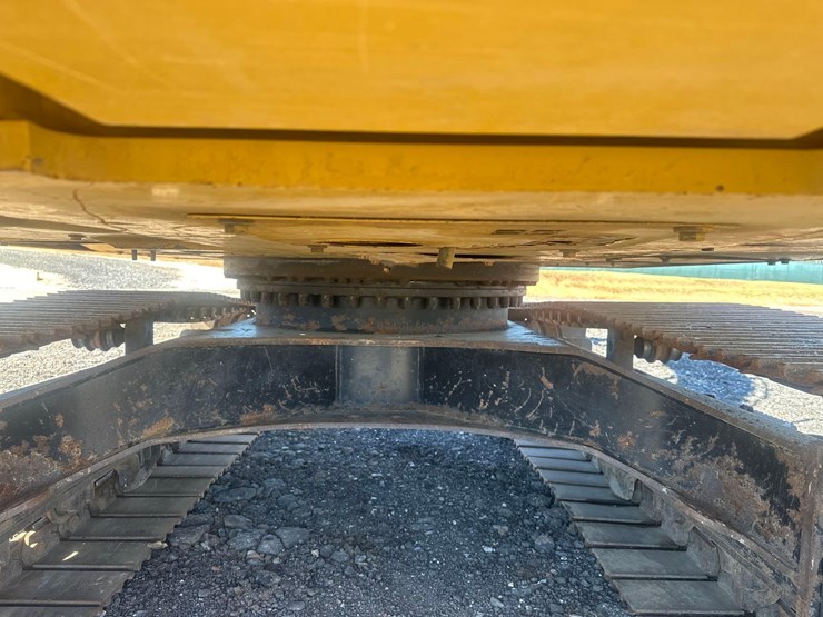 2021-caterpillar-313-image-28