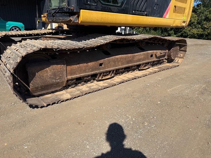 2013-caterpillar-320el-image-18