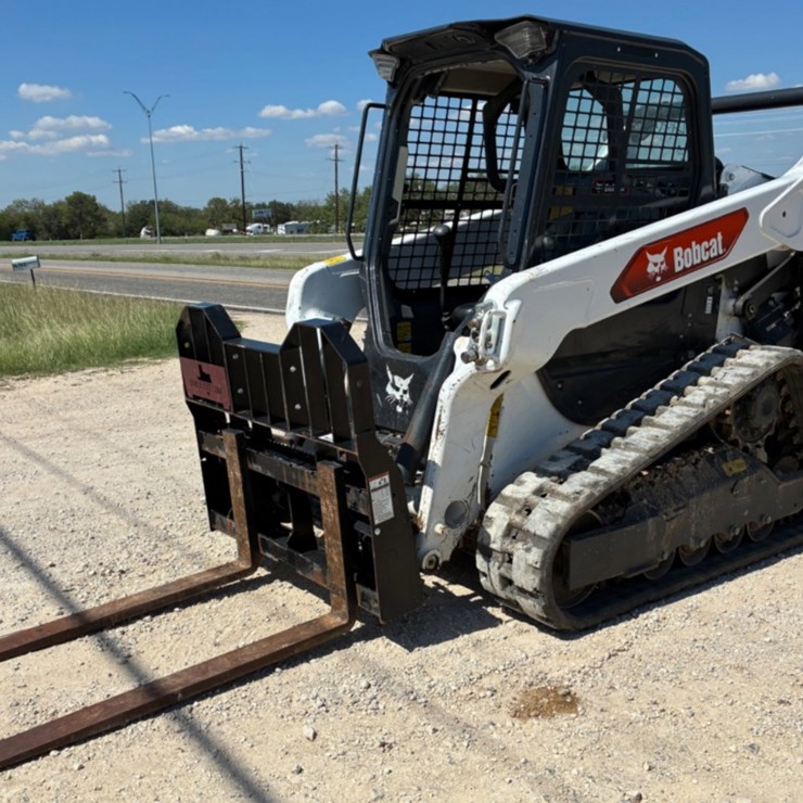2022 BOBCAT T64