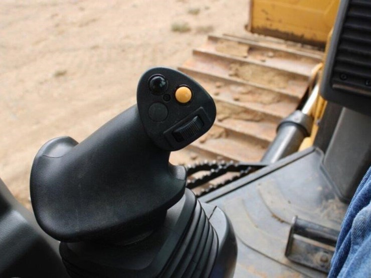 caterpillar-d5k2-image-31