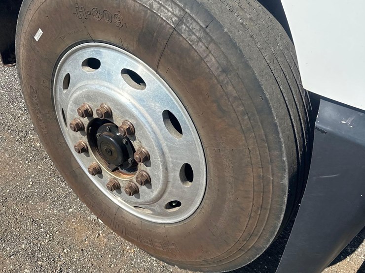 2006-mack-granite-cv713-image-18