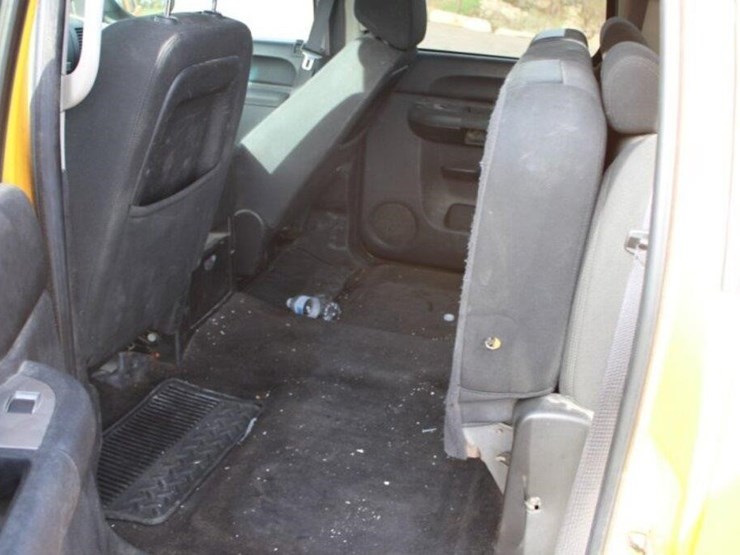 2012-chevrolet-silverado-1500-image-19