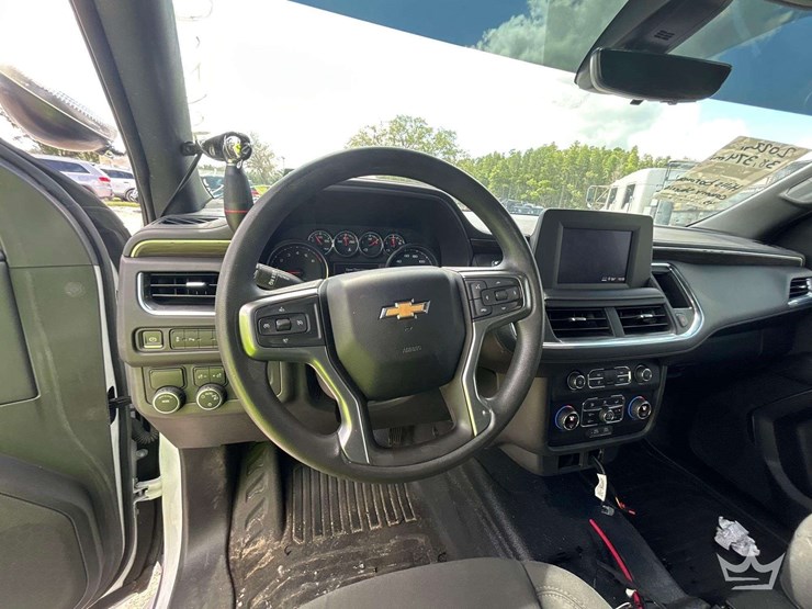 2022-chevrolet-tahoe-image-13