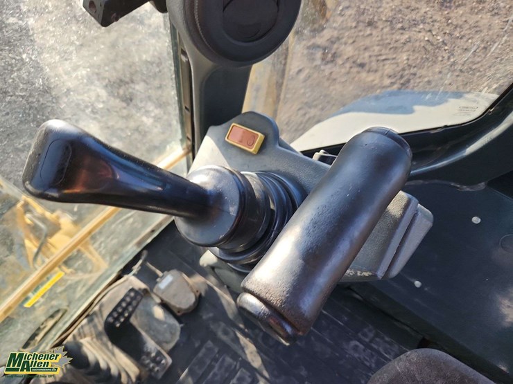 2014-deere-310sk-image-15