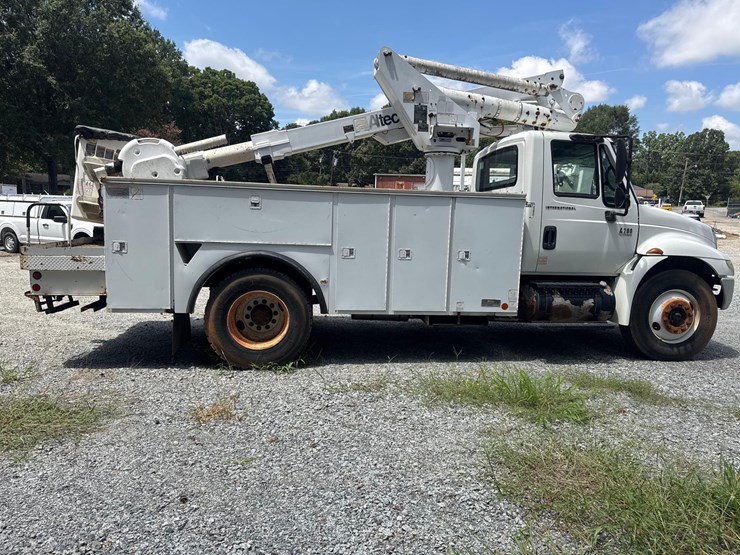 2006-international-durastar-4200-image-6