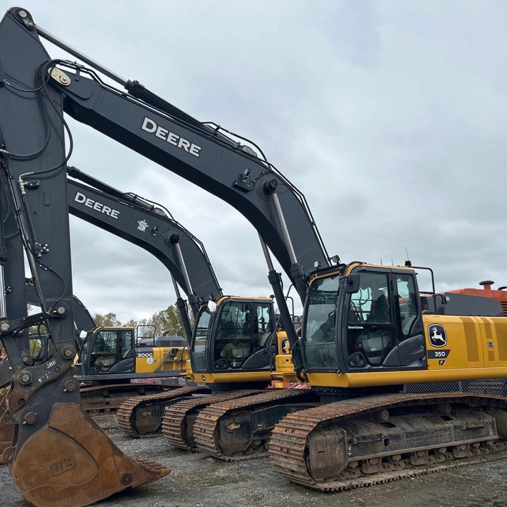 2023 JOHN DEERE 350