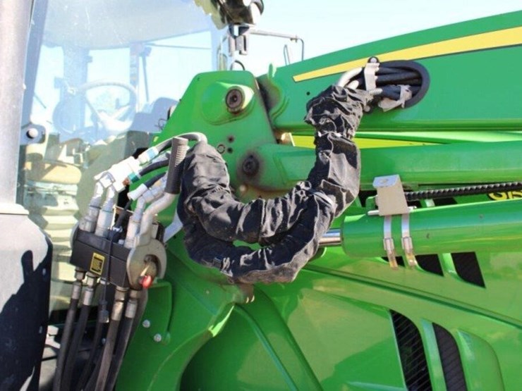 john-deere-6155m-image-23