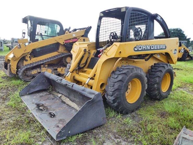 deere-270-image-2