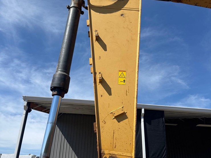 2013-caterpillar-320el-image-12