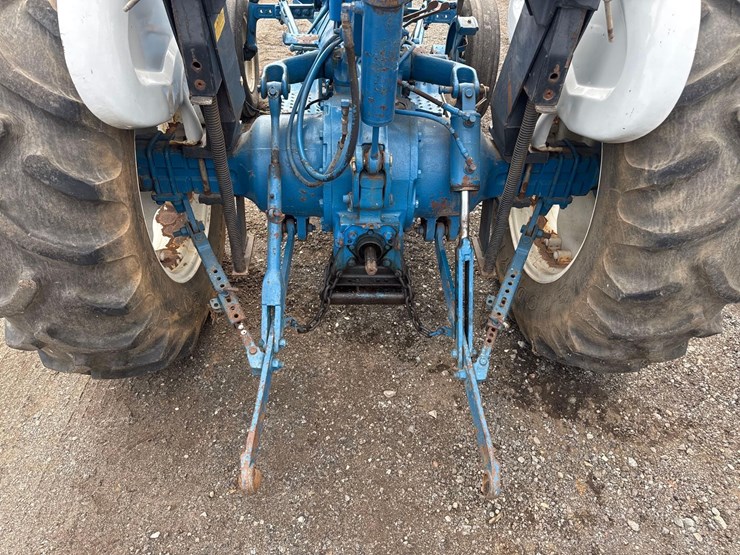 ford-4600-image-13