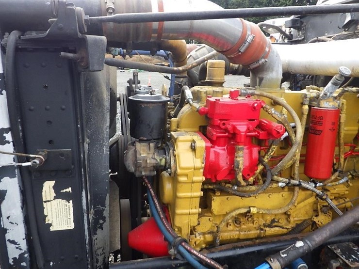 1990-peterbilt-379-image-11