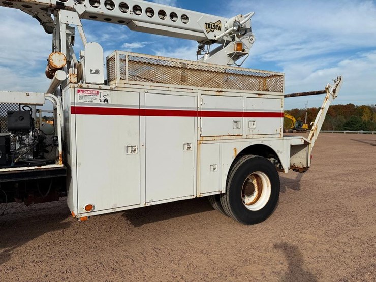 2008-international-durastar-4300-image-32