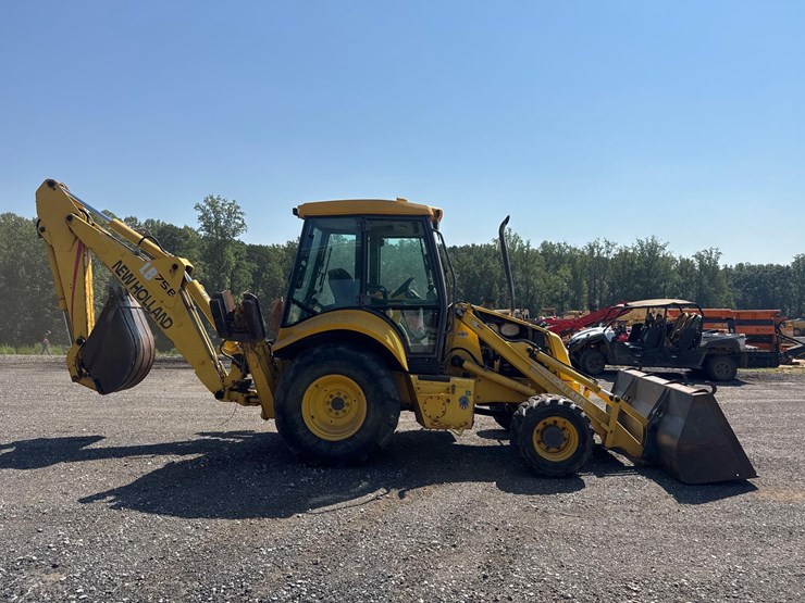 new-holland-lb75b-image-7