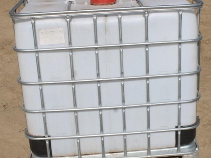 poly-tanks-in-cages-image-6