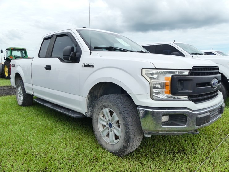 2019-ford-f150-xl-image-2