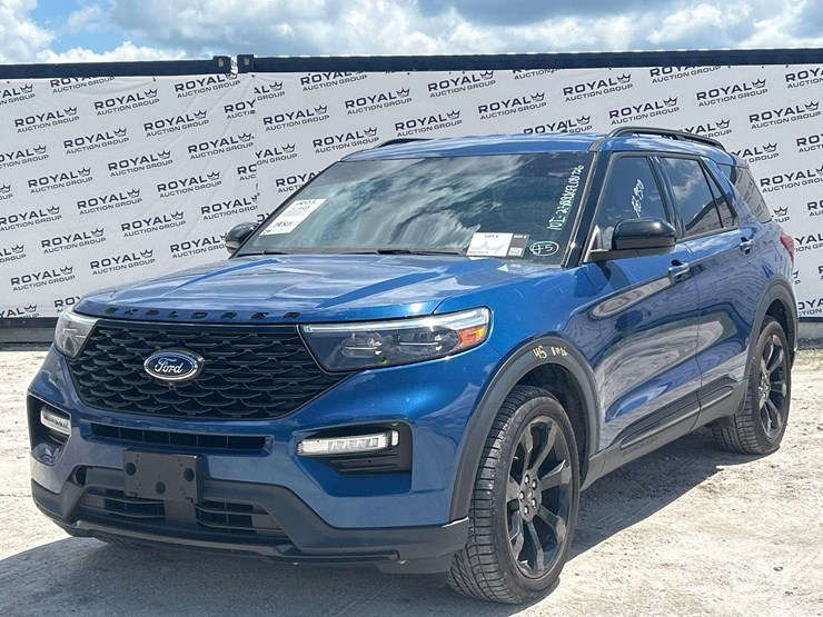 2023-ford-explorer-image-1