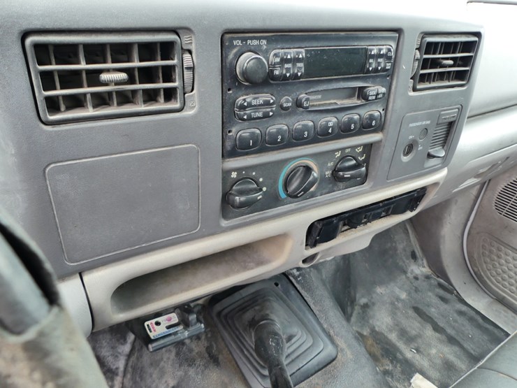 2001-ford-f550-image-12