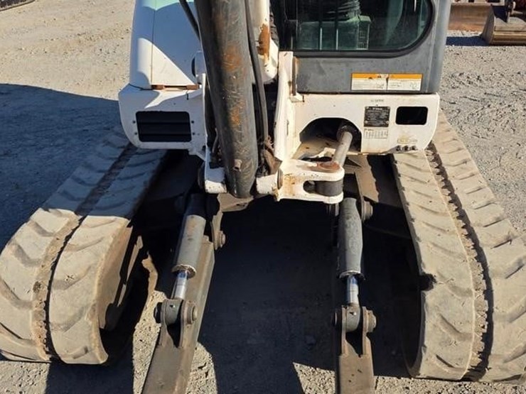 2006-bobcat-341g-image-38