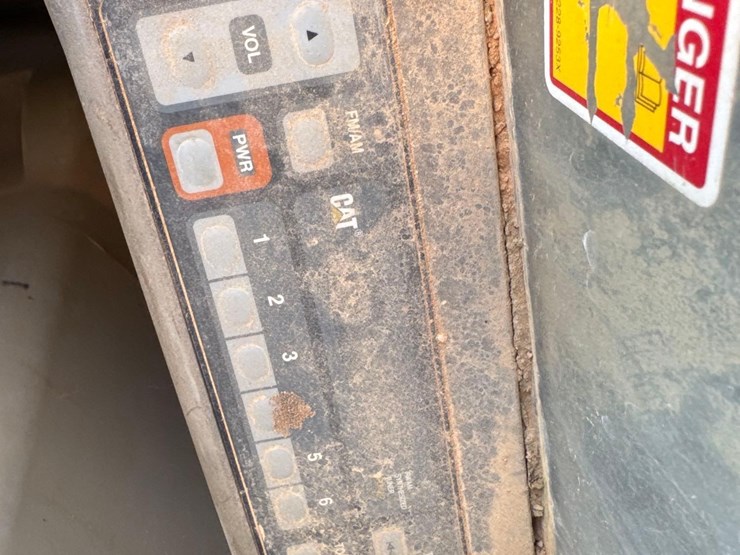 2007-caterpillar-312c-image-31