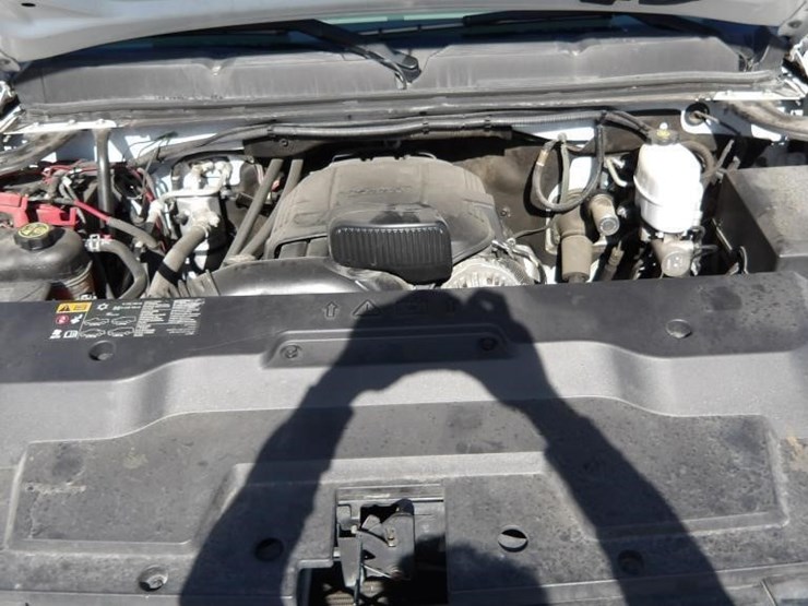 2013-chevrolet-silverado-2500-image-9