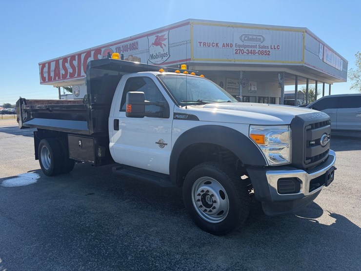 2016-ford-f550-image-3
