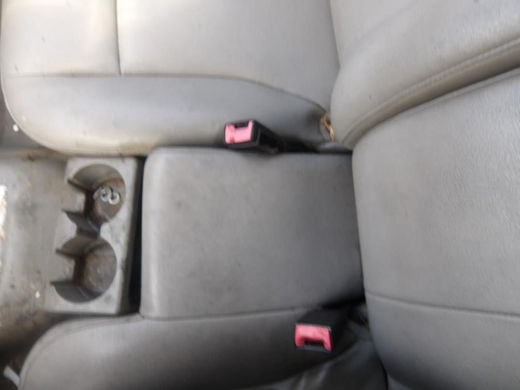 2011-chevrolet-colorado-image-16