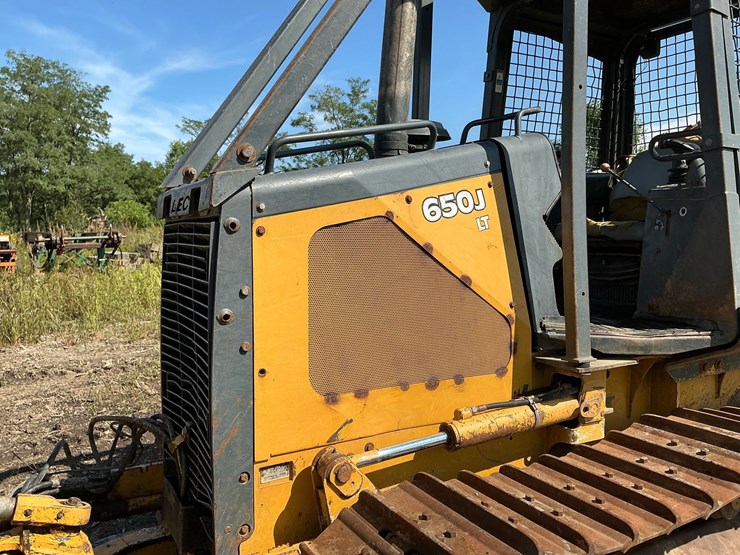 deere-650j-lt-image-22