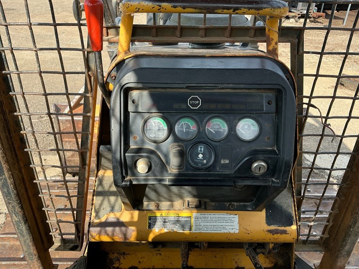 deere-650h-image-15