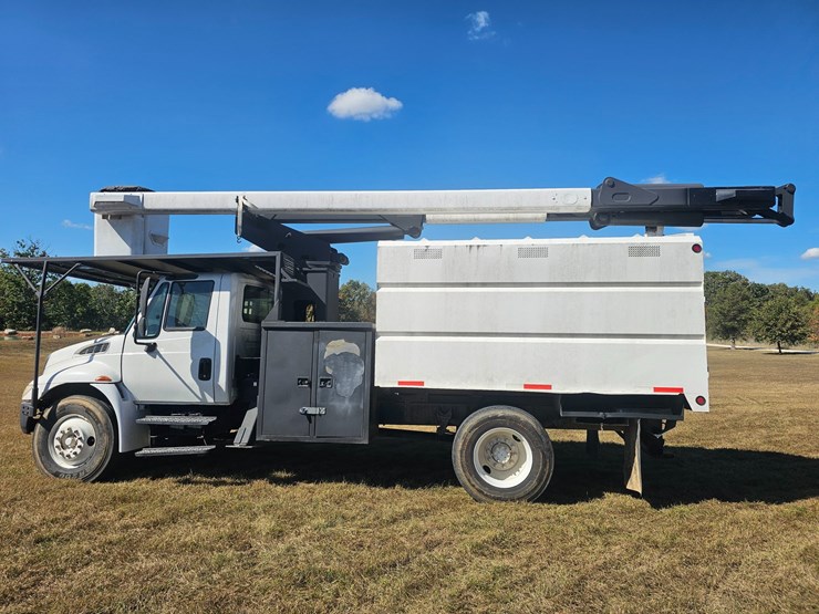 2005-international-durastar-4300-image-7