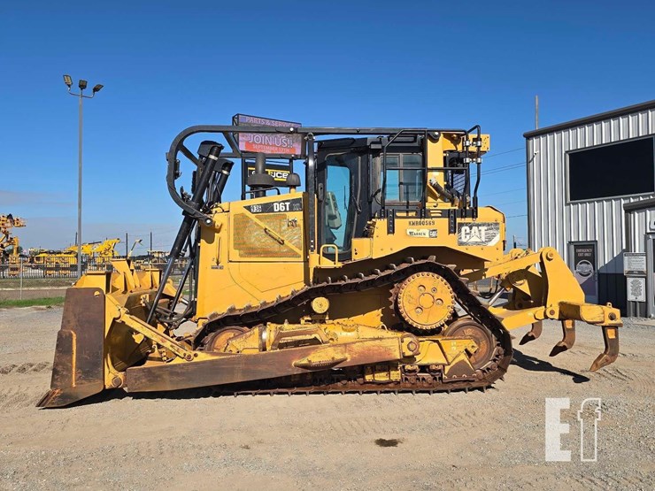 2016-caterpillar-d6t-xl-image-5