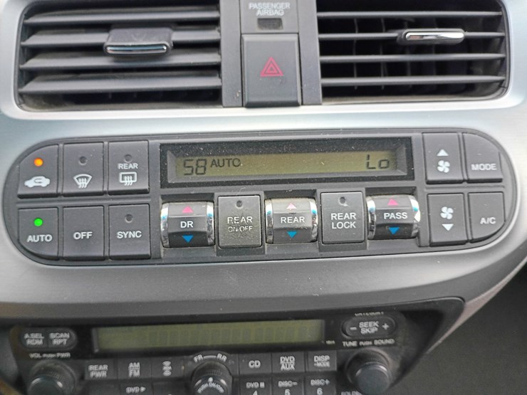 2008-honda-odyssey-image-37