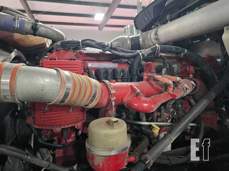 2009-kenworth-t800-image-32