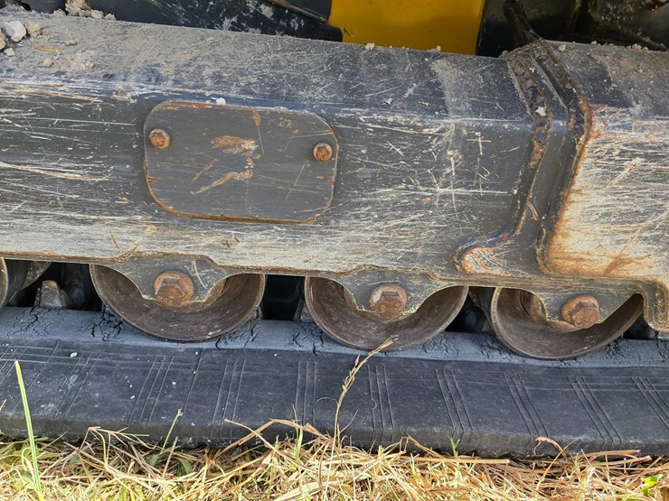 deere-333g-image-59
